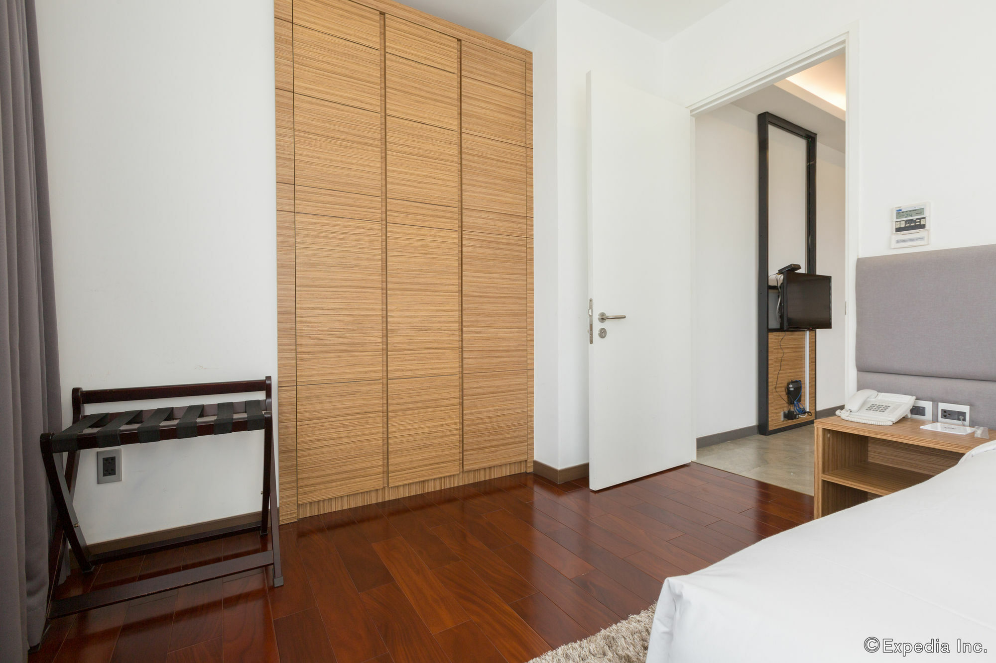 Charm Suite Residence Saigon Хошимін Екстер'єр фото
